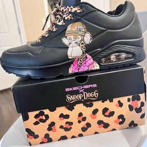 Skechers x Snoop Dogg Graphic Black Sneakers